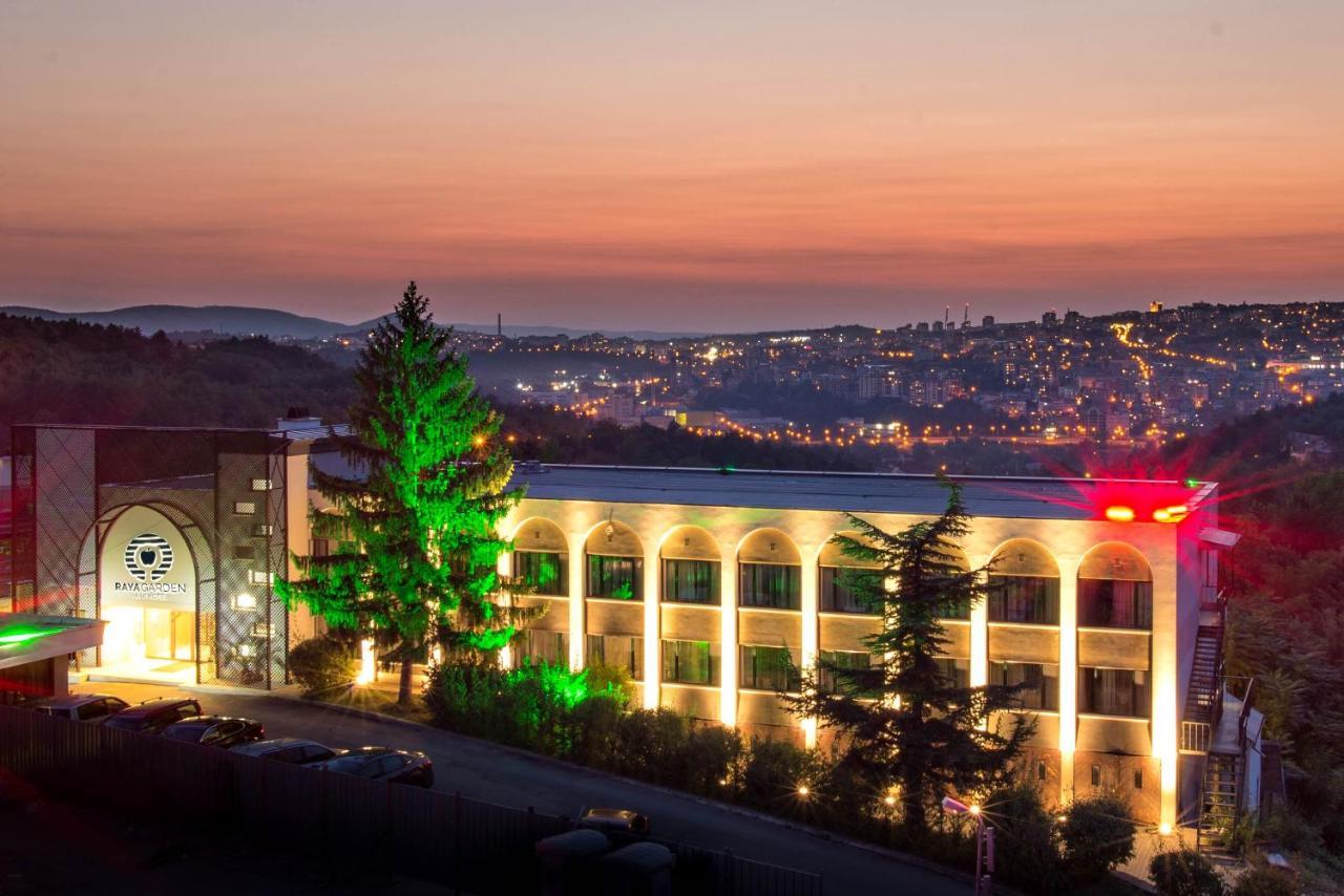 Park Hotel Raya Garden - Free Parking Veliko Tarnovo Extérieur photo