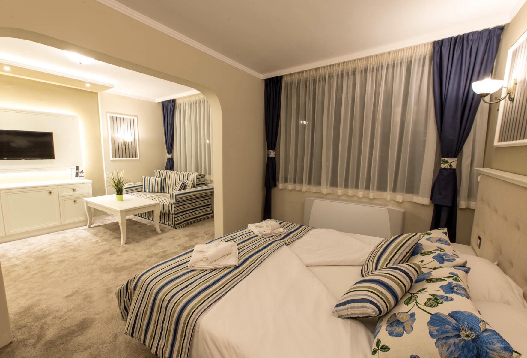 Park Hotel Raya Garden - Free Parking Veliko Tarnovo Extérieur photo