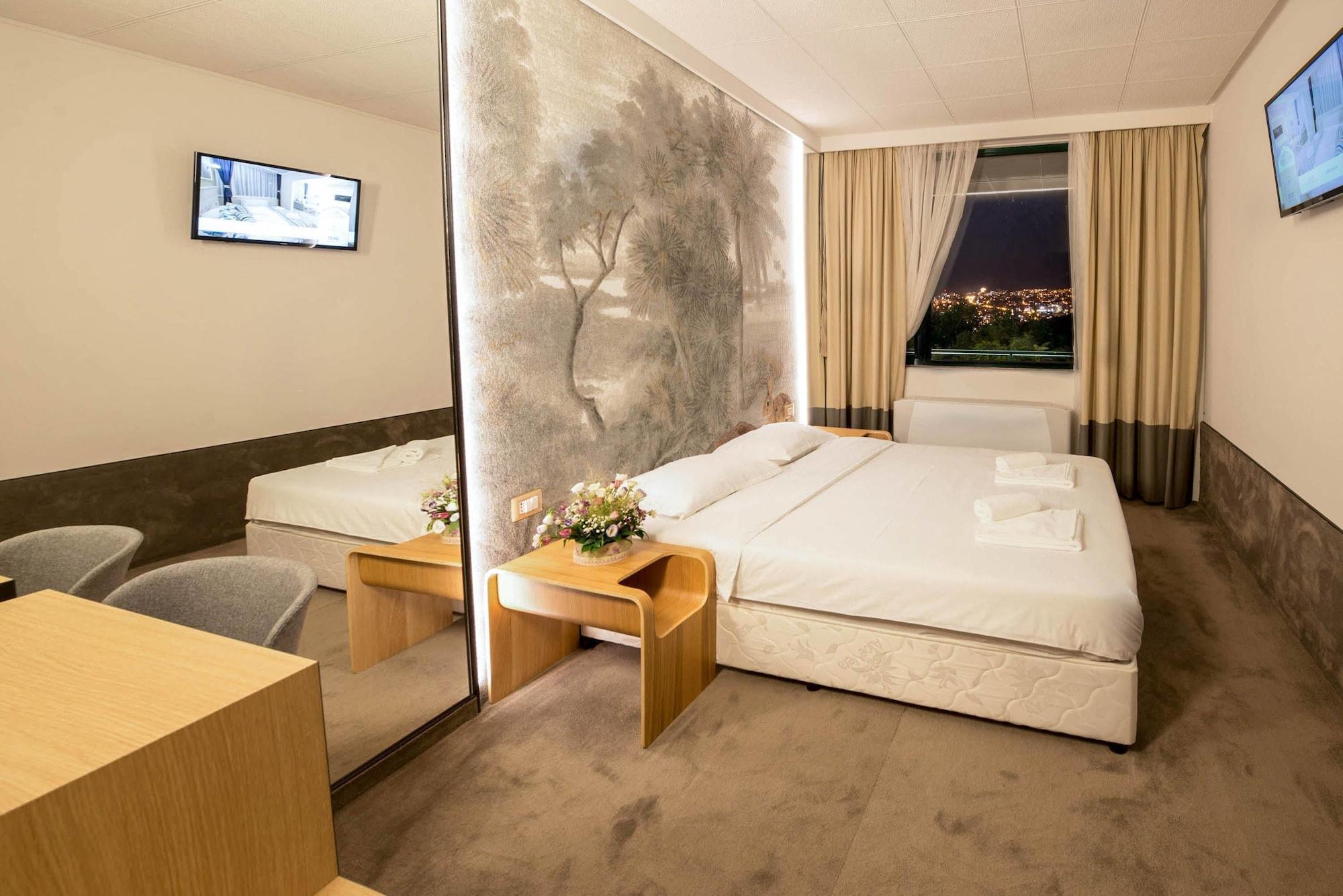Park Hotel Raya Garden - Free Parking Veliko Tarnovo Extérieur photo