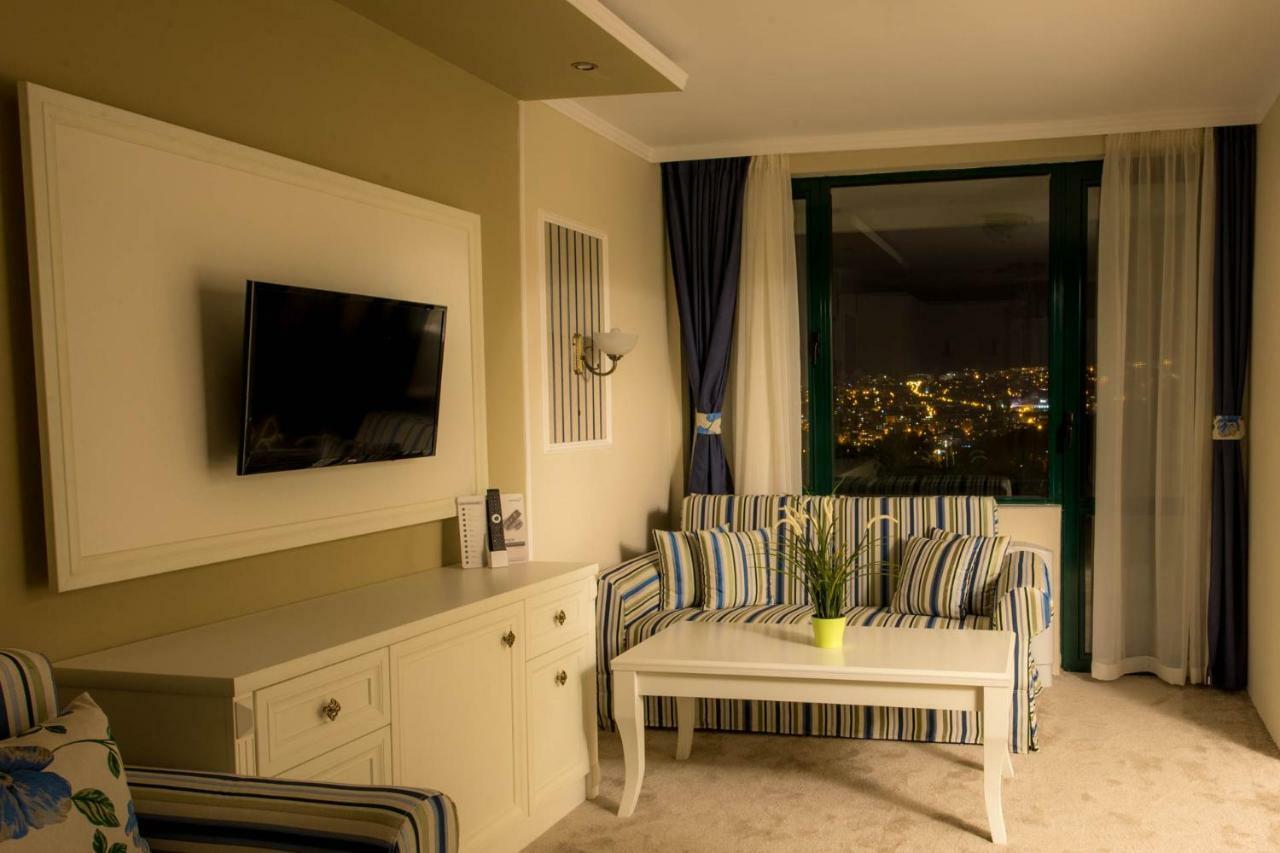Park Hotel Raya Garden - Free Parking Veliko Tarnovo Extérieur photo